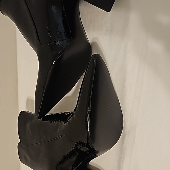 NWOT Nine West Black Patent Bootie - Picture 4 of 4